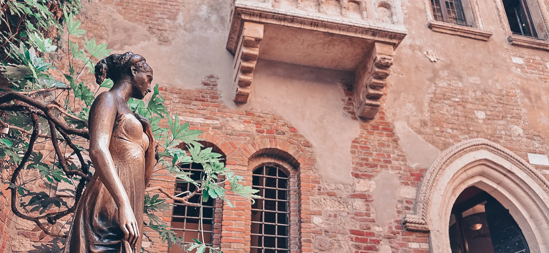 Главный слайдер: фото 1