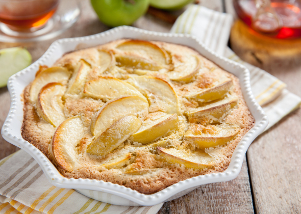 Шарлотка с яблоками