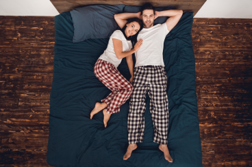 Что говорит о наших отношениях те позы, в которых мы спим