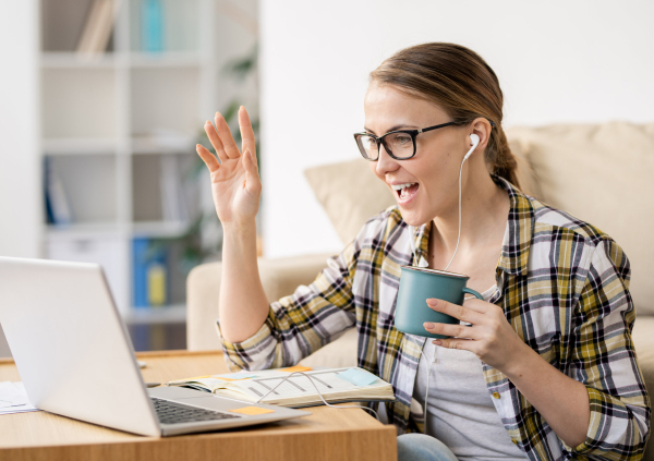  - Радио Romantika