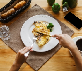 Почему лучше отказаться от комплексных обедов?