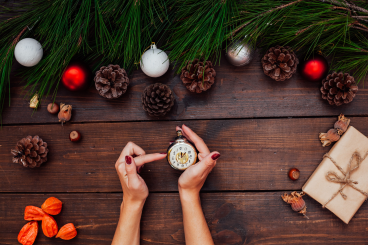 К красивой зиме готовы: маникюр самого волшебного сезона в году