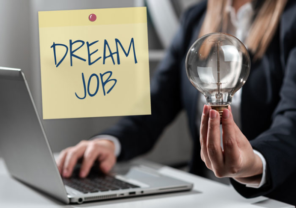 Карьера - Радио Romantika