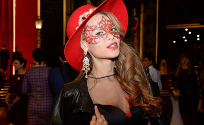 Анна Калашникова обустраивает новую квартиру