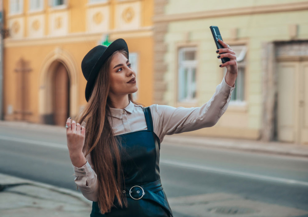  - Радио Romantika