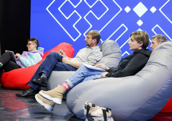 События - Радио Romantika