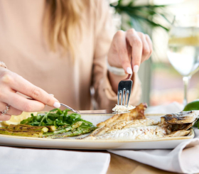 Продукты для поддержания упругости кожи