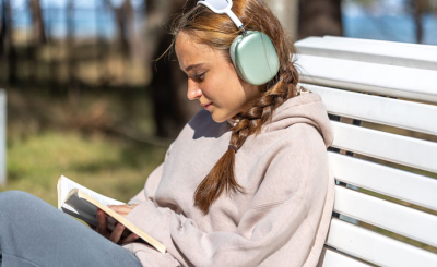 В соцсетях стало популярным иммерсивное чтение